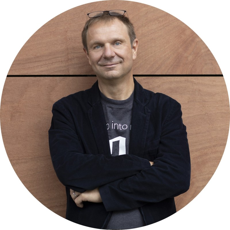 Aleš  Holeček