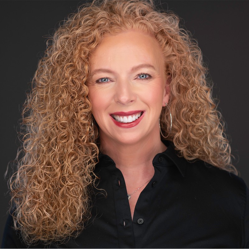 Laura Davis