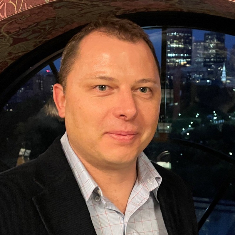 Maksim Kravets, CFA, MBA