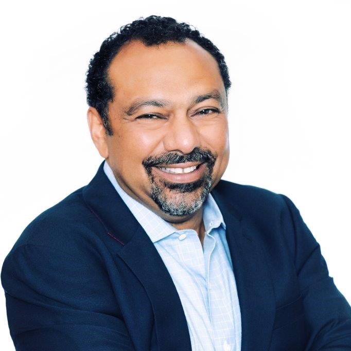Raúl J. Valentín